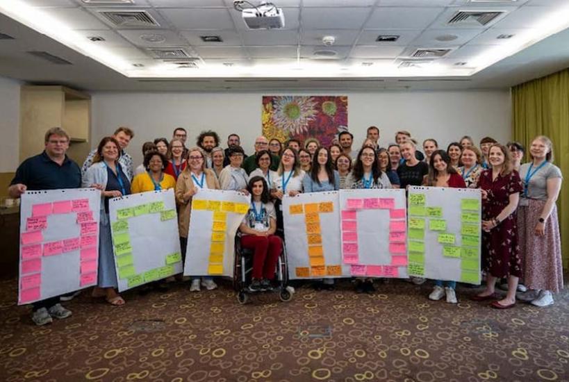 Transforma datos en acción gracias a la red RAY