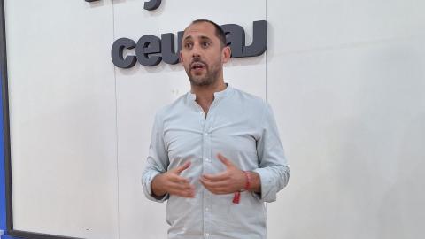 El Director del CEULAJ Sebastián Pérez Gallardo